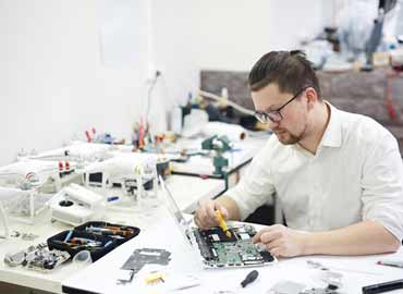 Laptop Chip Level Engineer Course